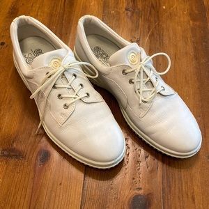 Ecco Soft Oxford Walking Shoe Size 40 (US 9) White